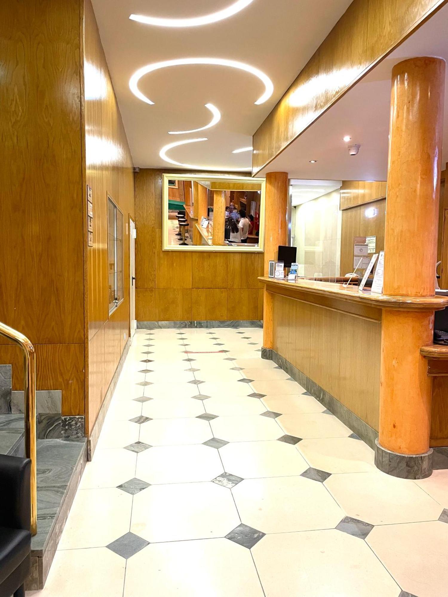 环球大酒店 波尔图 外观 照片